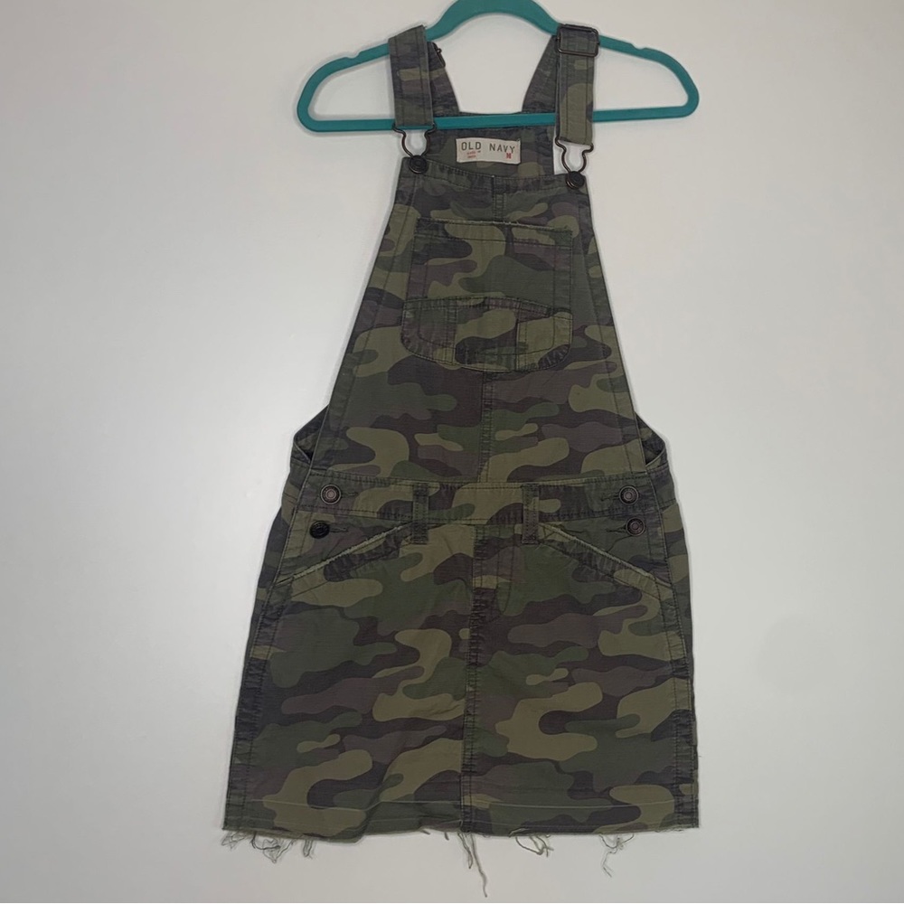 Old navy camo overall dress Medium